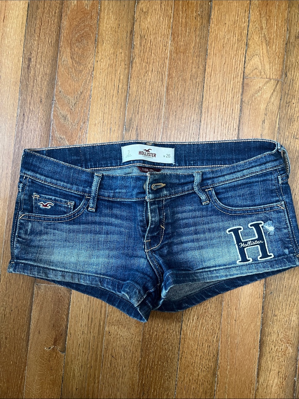 Hollister Women's Dark Blue Denim Jean Shorts with Patch